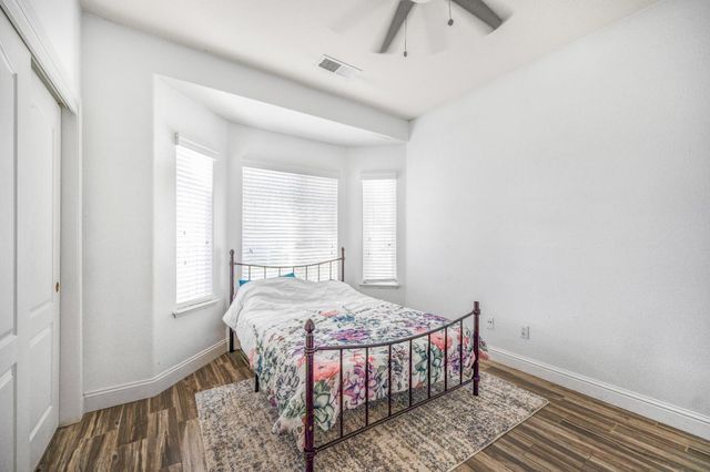 5391 E Burns Avenue, Fresno, CA 93725