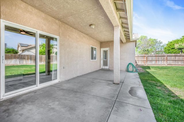 5391 E Burns Avenue, Fresno, CA 93725