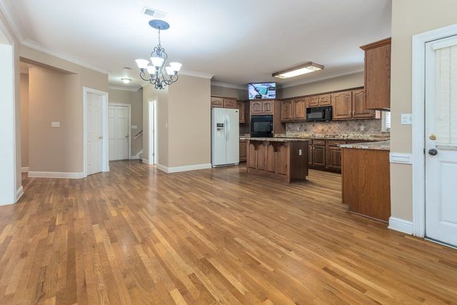 2921 CRYE CREST CV, Germantown, TN 38138