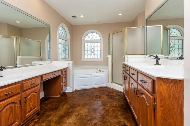 2921 CRYE CREST CV, Germantown, TN 38138