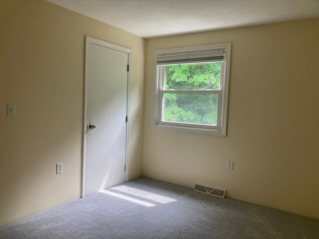 6 Carol Drive 6, Franklin, MA 02038