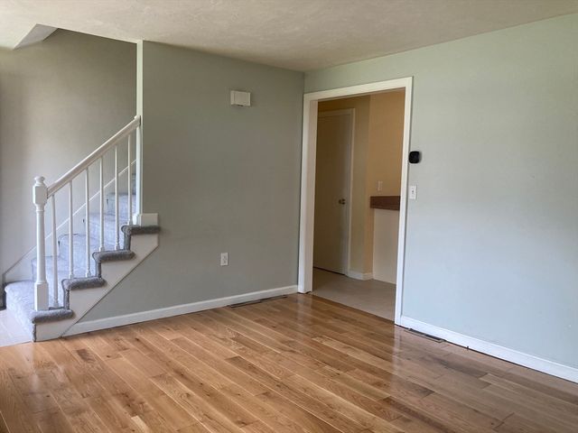 6 Carol Drive 6, Franklin, MA 02038