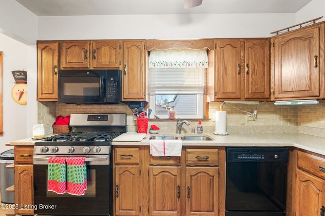 4316 Dohn Ave, Louisville, KY 40216