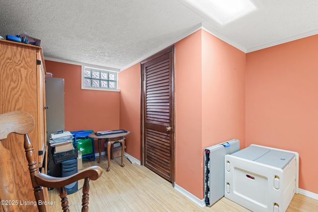 4316 Dohn Ave, Louisville, KY 40216