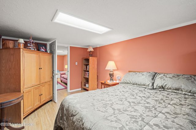 4316 Dohn Ave, Louisville, KY 40216