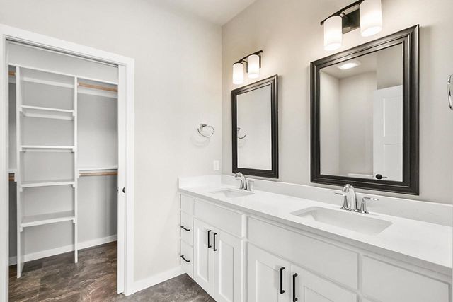 2872 Wild Goose Way, Stoughton, WI 53589