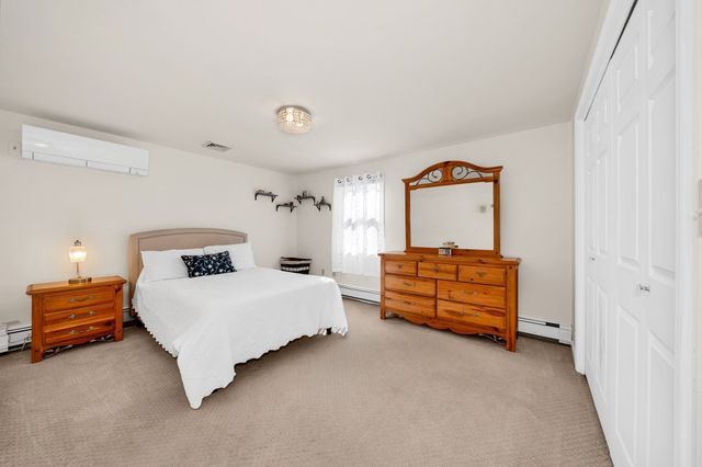 9 Priscilla Ln, Winchester, MA 01890