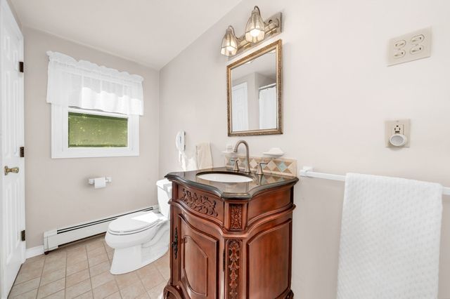 9 Priscilla Ln, Winchester, MA 01890
