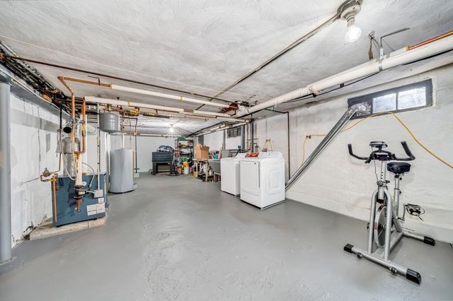 9 Priscilla Ln, Winchester, MA 01890