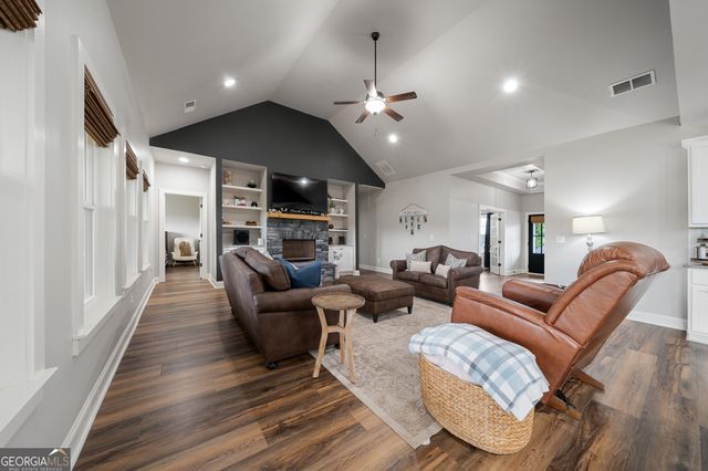 51 Linton Estates Avenue, Newnan, GA 30263