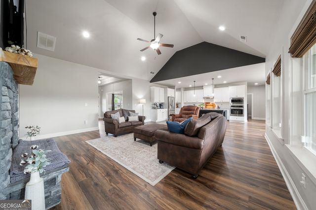 51 Linton Estates Avenue, Newnan, GA 30263