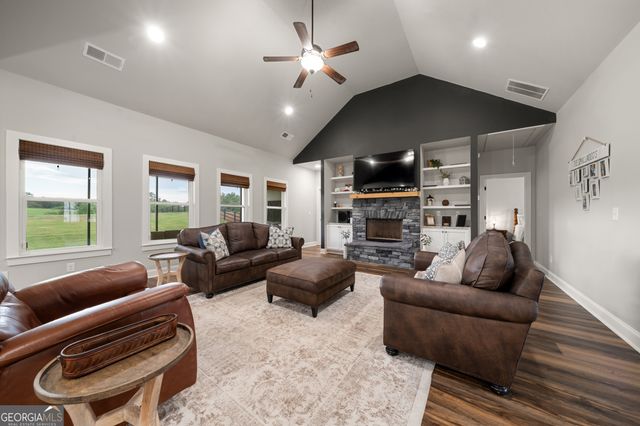 51 Linton Estates Avenue, Newnan, GA 30263