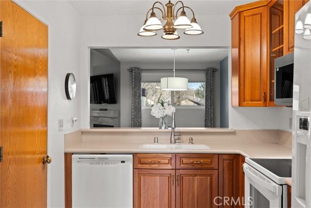 5 Valley Lake, Chico, CA 95928