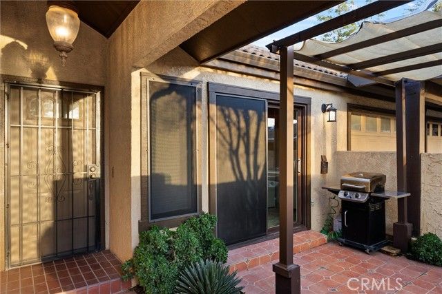 5 Valley Lake, Chico, CA 95928