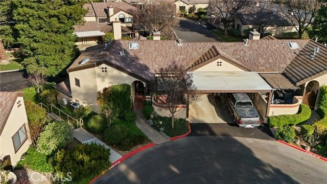 5 Valley Lake, Chico, CA 95928