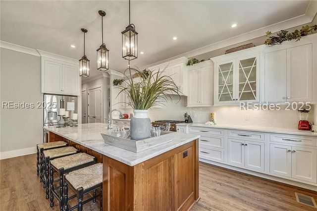 19 Sanddollar Rd, Hilton Head Island, SC 29928