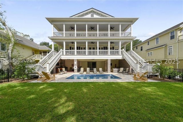 19 Sanddollar Rd, Hilton Head Island, SC 29928
