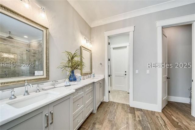 19 Sanddollar Rd, Hilton Head Island, SC 29928