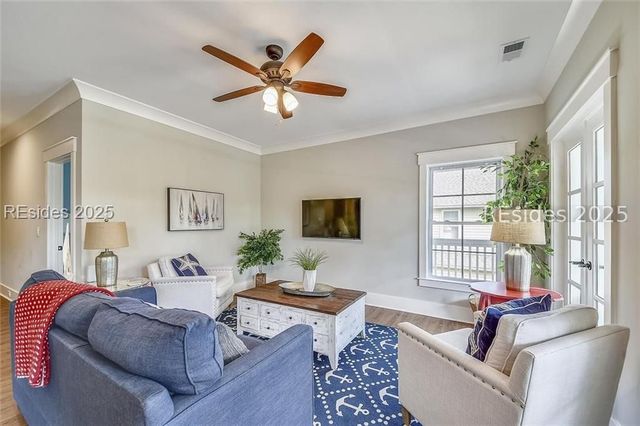 19 Sanddollar Rd, Hilton Head Island, SC 29928