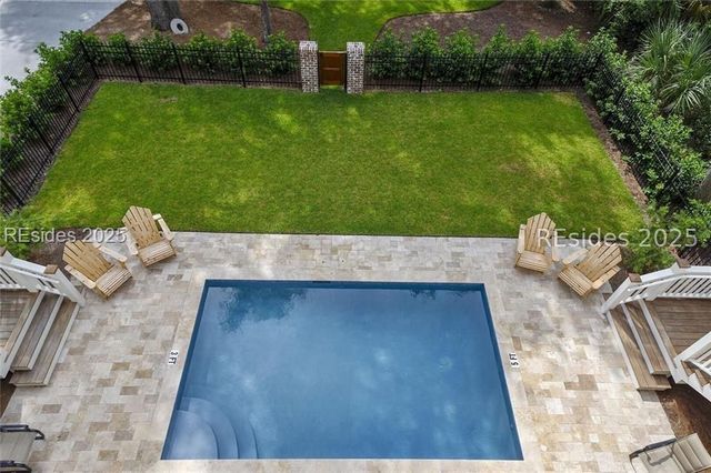 19 Sanddollar Rd, Hilton Head Island, SC 29928