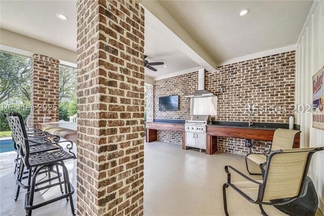 19 Sanddollar Rd, Hilton Head Island, SC 29928