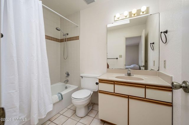 3307 Venus Street, Las Cruces, NM 88012