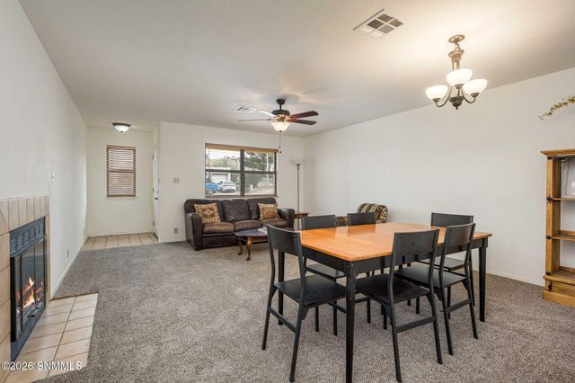 3307 Venus Street, Las Cruces, NM 88012