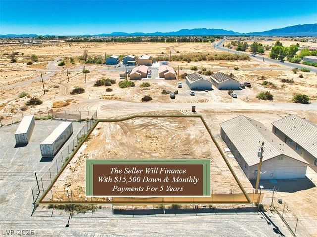 1360 East Arrowhead Street, Pahrump, NV 89048