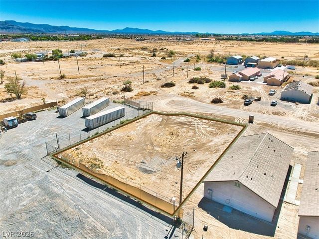 1360 East Arrowhead Street, Pahrump, NV 89048