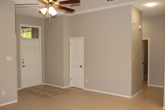 2208 Quiet Wood DR, Austin, TX 78728