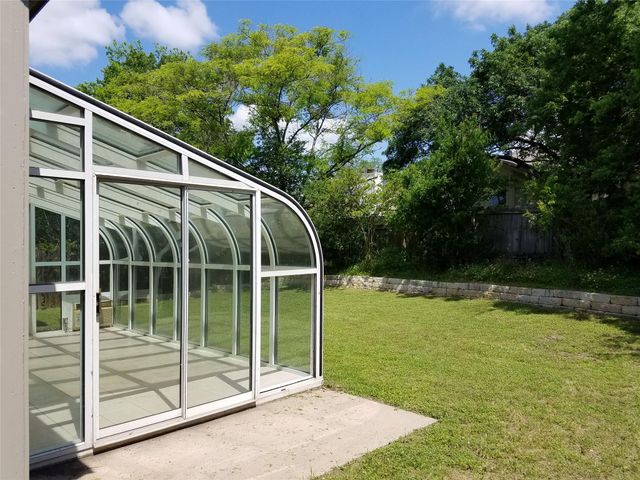 2208 Quiet Wood DR, Austin, TX 78728