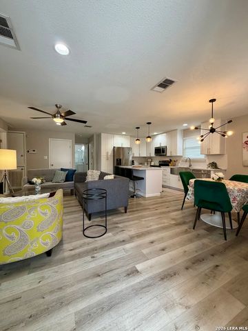 514 Martin Luther King Dr, San Antonio, TX 78203