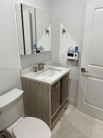 19265 E Saint Andrews Drive, Hialeah, FL 33015