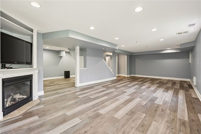 34 Wood Stone Rise, Pittsford, NY 14534