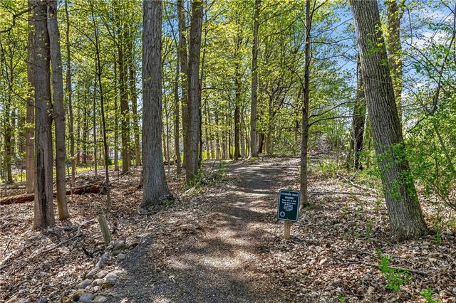 34 Wood Stone Rise, Pittsford, NY 14534