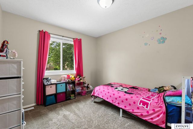 2110 Whitted Drive, Bellevue, NE 68123