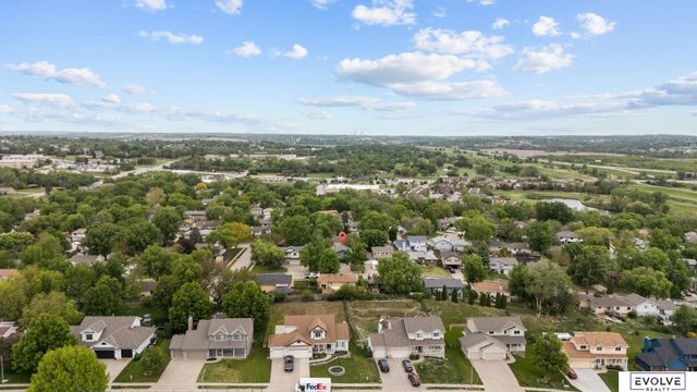 2110 Whitted Drive, Bellevue, NE 68123