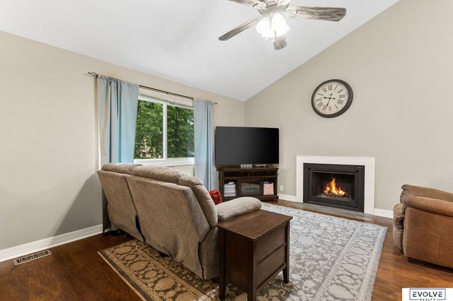 2110 Whitted Drive, Bellevue, NE 68123