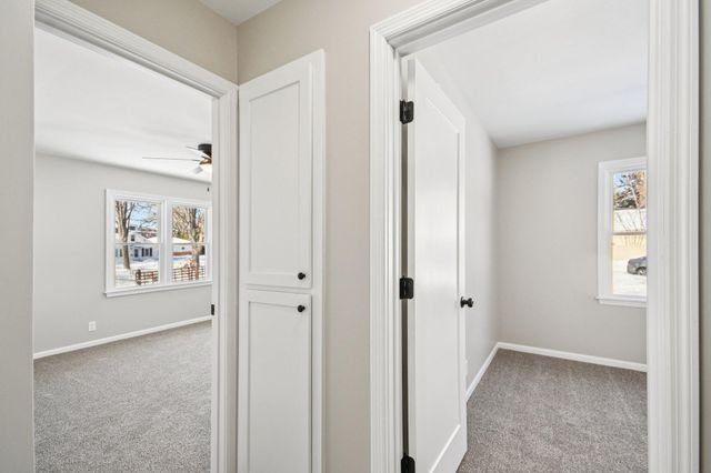 5325 Hiawatha Lane, Minneapolis, MN 55417