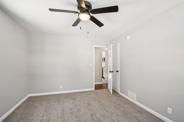 5325 Hiawatha Lane, Minneapolis, MN 55417