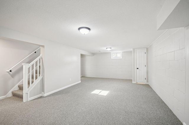 5325 Hiawatha Lane, Minneapolis, MN 55417