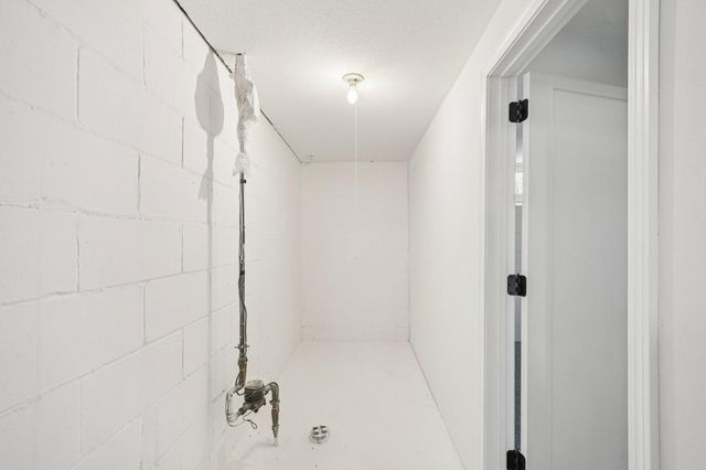 5325 Hiawatha Lane, Minneapolis, MN 55417