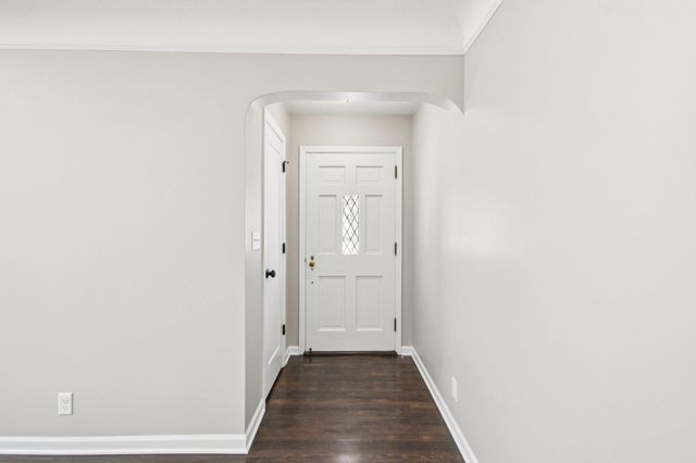 5325 Hiawatha Lane, Minneapolis, MN 55417