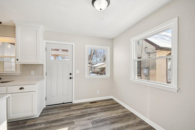 5325 Hiawatha Lane, Minneapolis, MN 55417