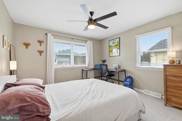 84 WINDING WAY, Hamilton, NJ 08620