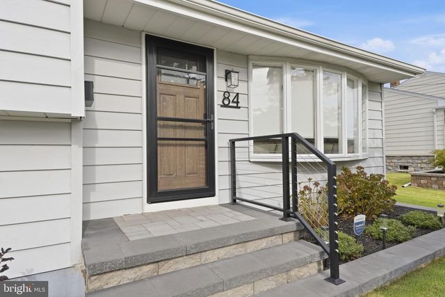 84 WINDING WAY, Hamilton, NJ 08620