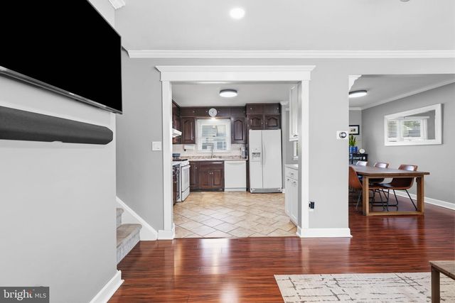 84 WINDING WAY, Hamilton, NJ 08620