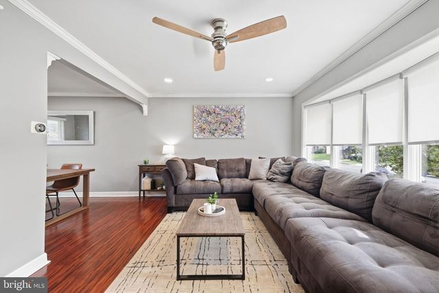 84 WINDING WAY, Hamilton, NJ 08620