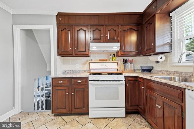 84 WINDING WAY, Hamilton, NJ 08620