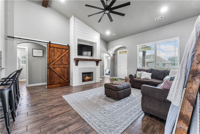 725 Macdonald Drive, Pea Ridge, AR 72751
